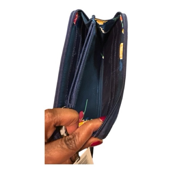 Vera Bradley RFID Zip-Around Wallet Quilted Blue Plaid - Picture 5 of 7